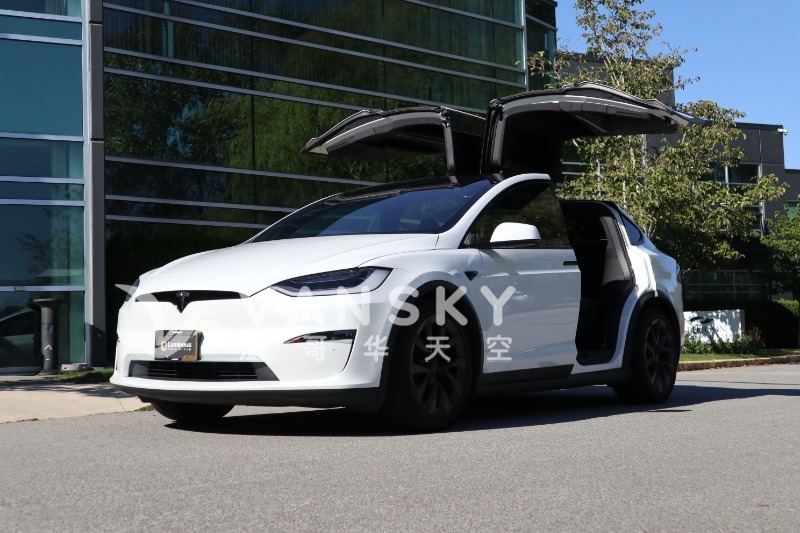 250910165459_2022 ﻿Tesla﻿ ﻿Model X﻿ ﻿All Wheel Drive White 01.JPG